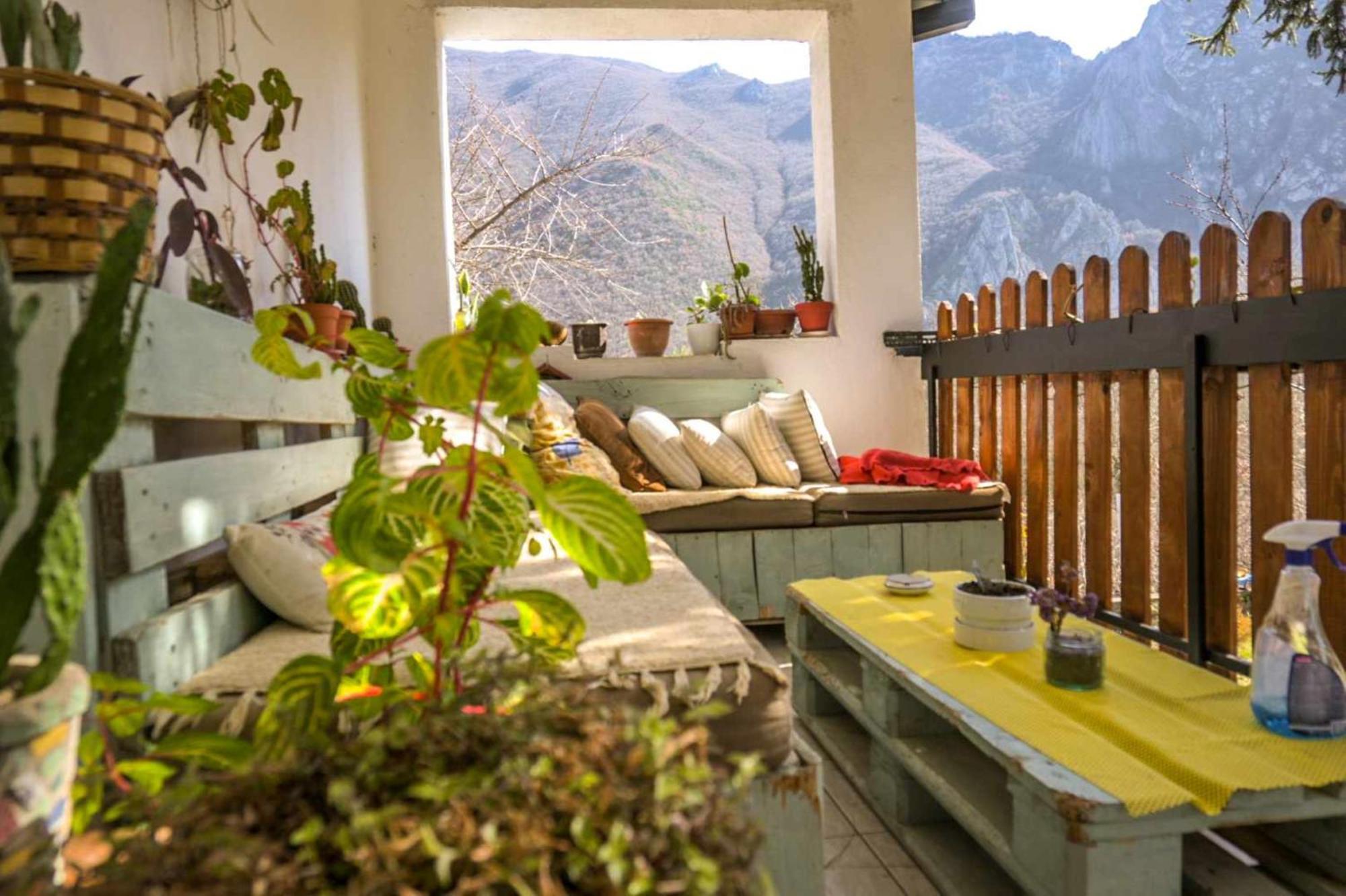 Canyon Matka - Unique Place For Stay Skopje Eksteriør bilde