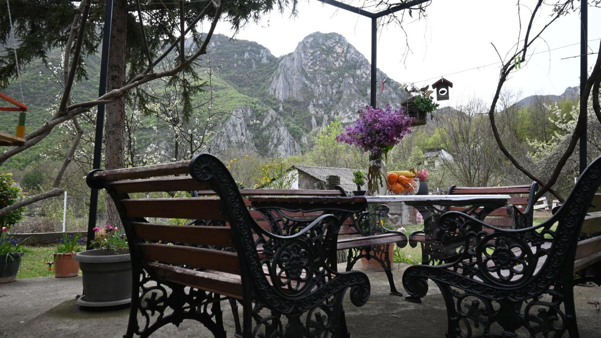 Canyon Matka - Unique Place For Stay Skopje Eksteriør bilde